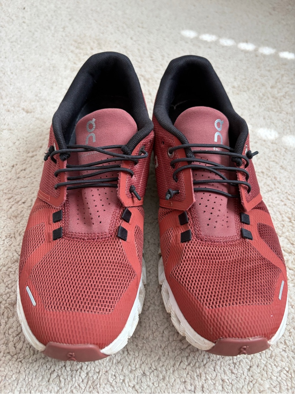 On Cloud 5 Women’s Running Shoes Size 8 Rust Red 59.98898 Athletic Sneakers